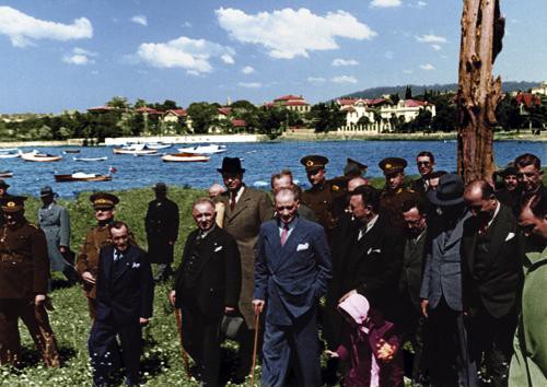 Atatürk Köşesi