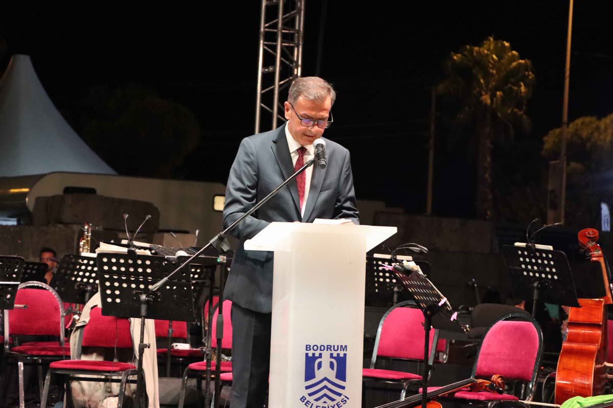 Zeki Müren'i Anma Etkinliği - 2024