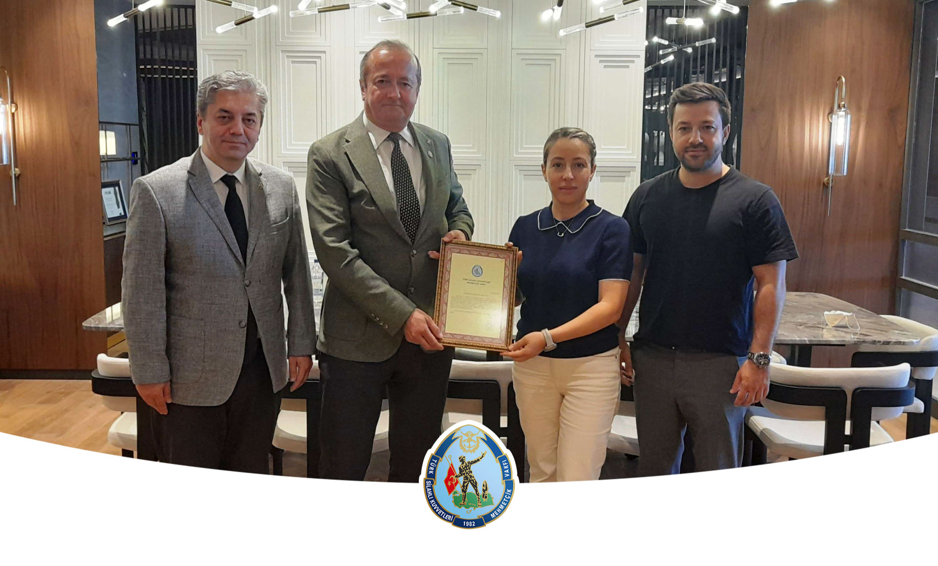 Yeliz DAĞDELEN GÜR ve Hakan DAĞDELEN