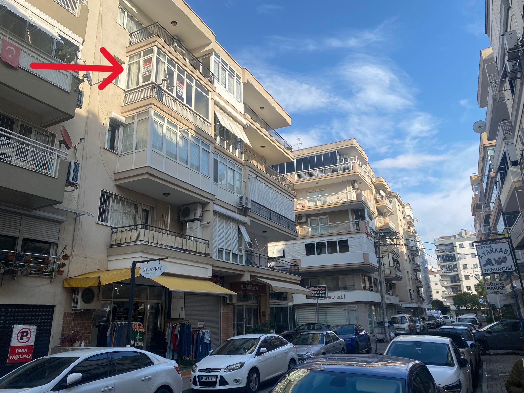 İZMİR/Karşıyaka